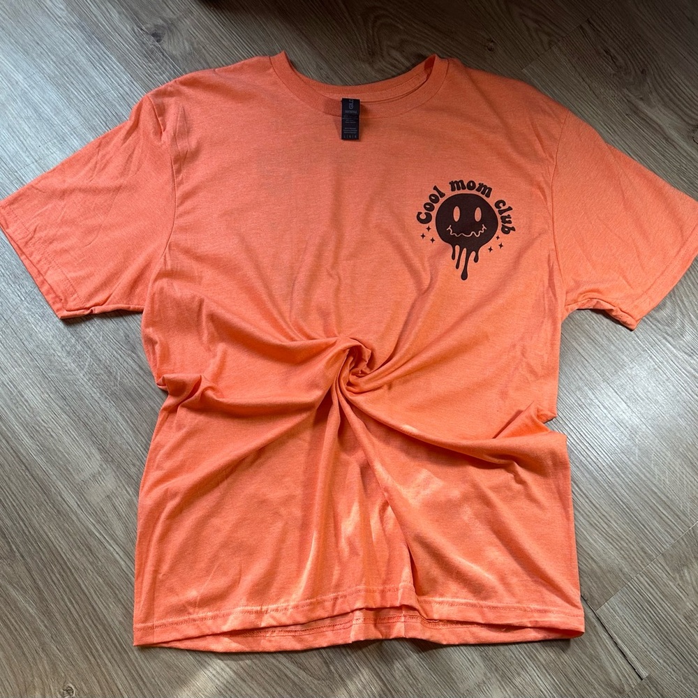Gilden softstyle large t-shirt